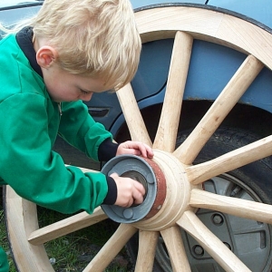 The Wheelwright - Wheel Making